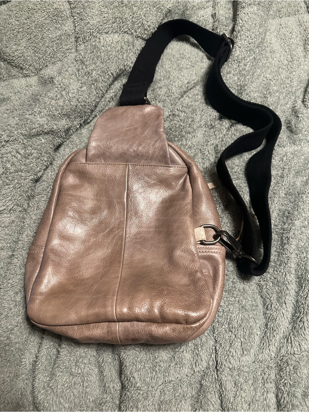 BED|STU Gray Leather Sling Backpack - Picture 8 of 9